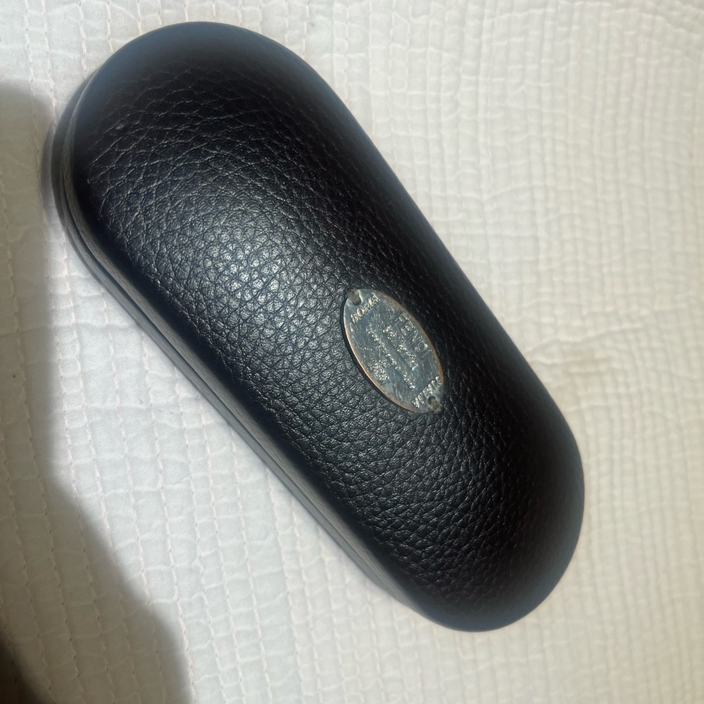 FENDI‎ case